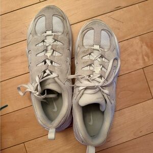Nike Light Gray Athletic Shoes